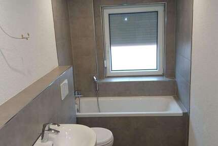 Wohnung Venningen - 4 Zimmer, 140 m&sup2;, 1.350&euro; | Angebot:26216786