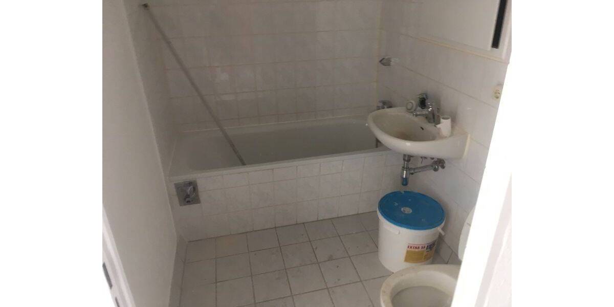 Etagenwohnung Brandenburg an der Havel Hohenstücken - 6 Zimmer, 123 m&sup2;, 860&euro; | Angebot:26064541