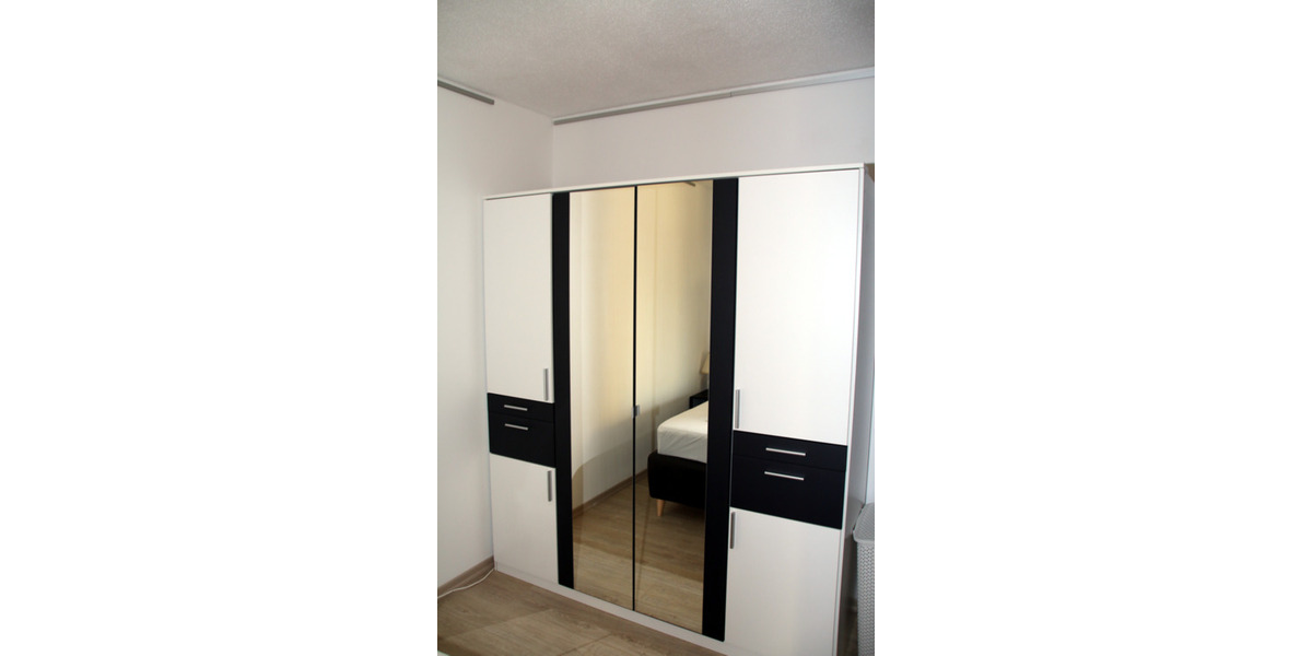 Wohnen auf Zeit Halle (Saale) Gesundbrunnen - 1.5 Zimmer, 35 m&sup2;, 650&euro; | Angebot:25843516