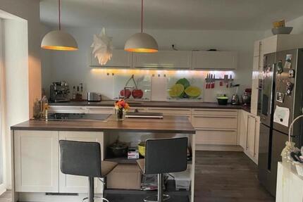 Wohnung Rellingen - 5.5 Zimmer, 160 m&sup2;, 2.100&euro; | Angebot:26035688