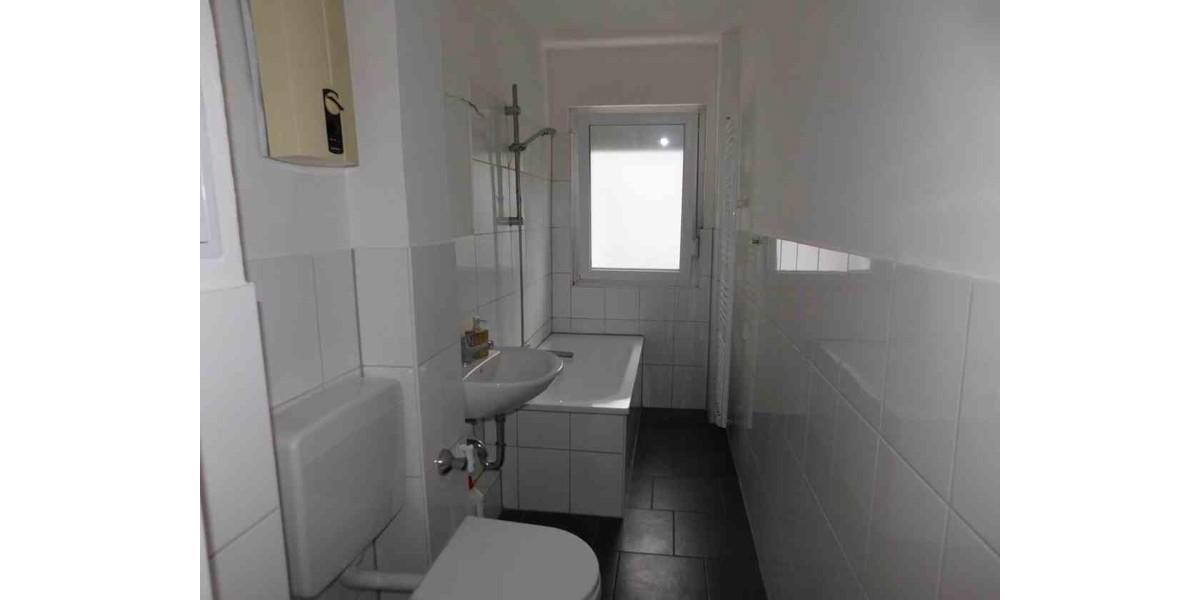 Renovierte 2-Raum-Wohnung mit Balkon in Citynähe! 2 zimmer