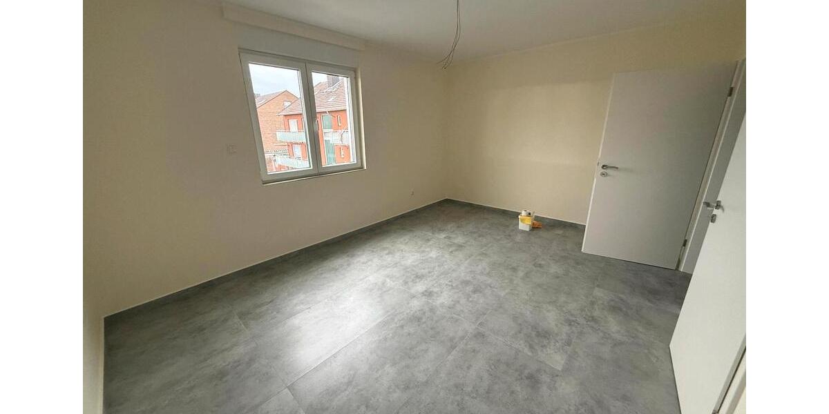 Etagenwohnung Bedburg - 4 Zimmer, 100 m&sup2;, 1.700&euro; | Angebot:24478598