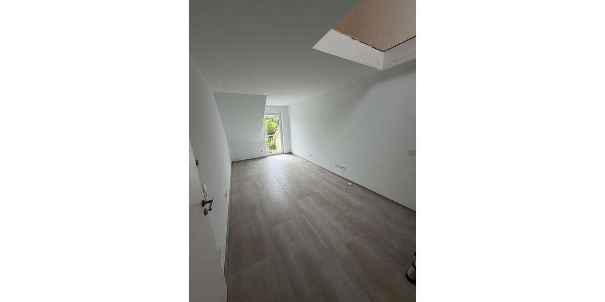 Doppelhaushälfte Perl - 3 Zimmer, 95 m&sup2;, 1.850&euro; | Angebot:26624286