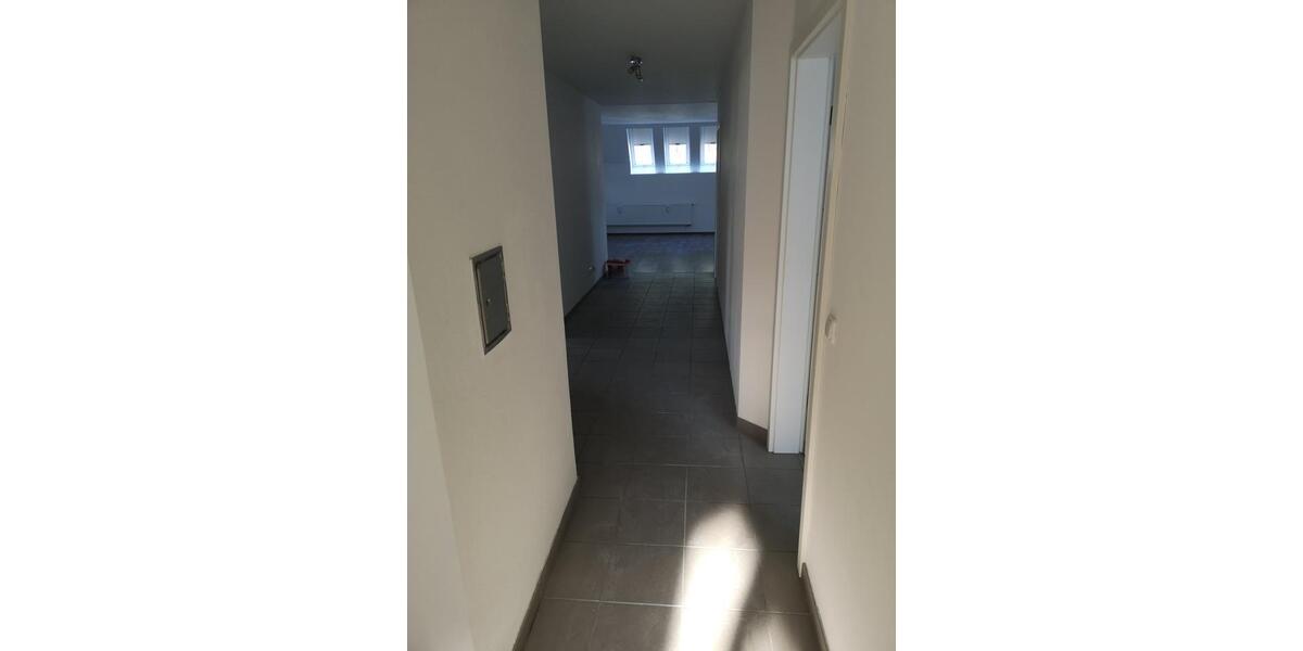 Wunderschöne, helle, geräumige 4 Zimmer Wohnung 4 zimmer