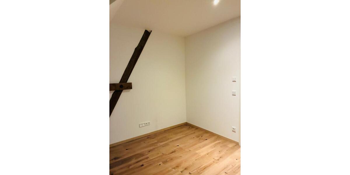 Etagenwohnung Wiesbaden Mainz-Amöneburg - 3 Zimmer, 88 m&sup2;, 1.326&euro; | Angebot:24983177