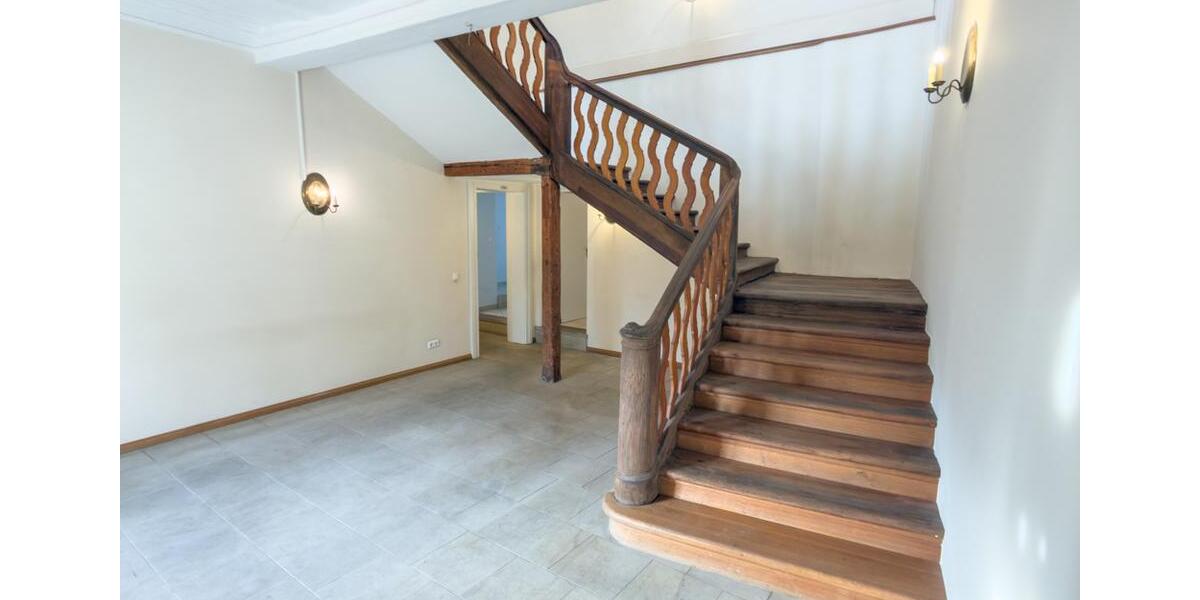 Maisonettenwohnung Ebern - 5 Zimmer, 223 m&sup2;, 1.890&euro; | Angebot:24192661