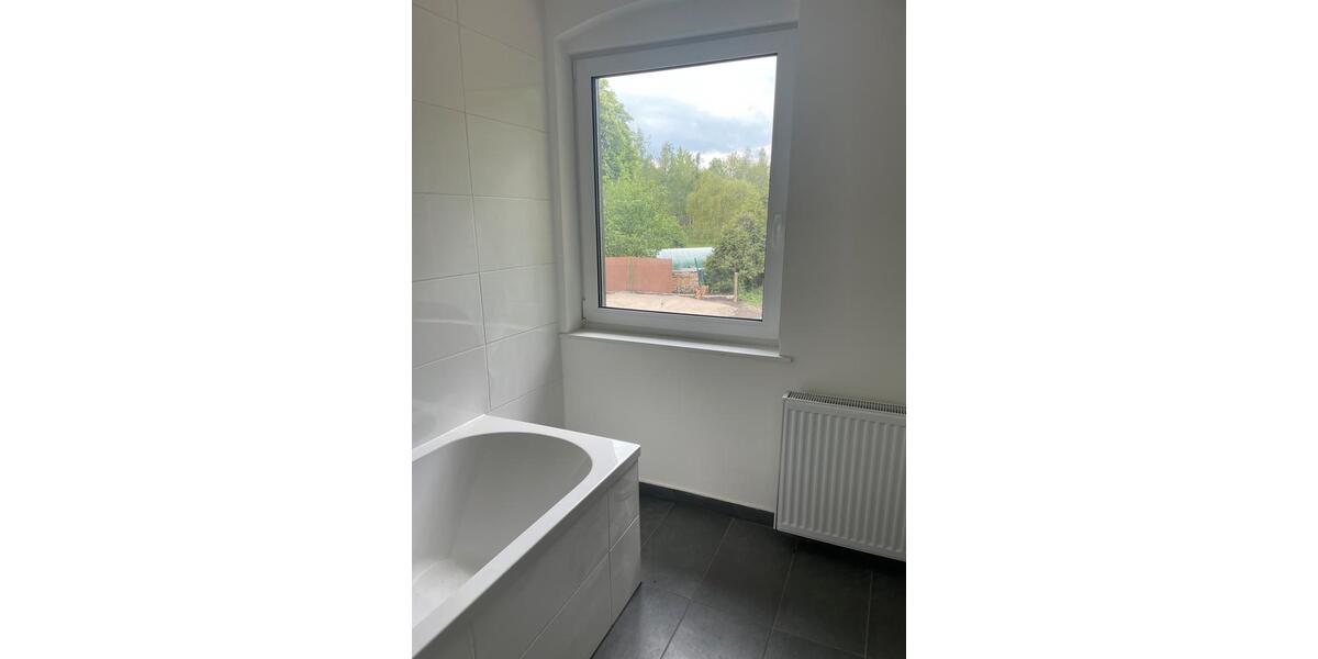 Etagenwohnung Schwarzheide - 3 Zimmer, 71 m&sup2;, 719&euro; | Angebot:25483558