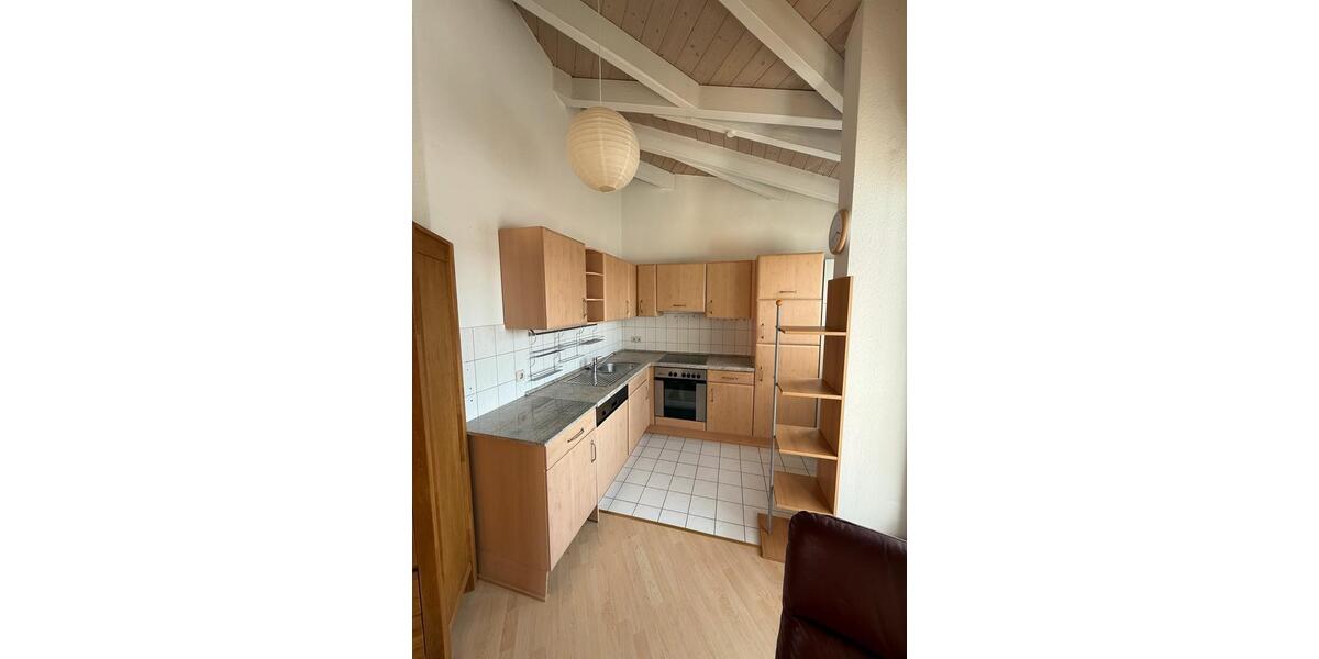 Dachgeschoßwohnung Gotha - 1 Zimmer, 60 m&sup2;, 660&euro; | Angebot:25397063