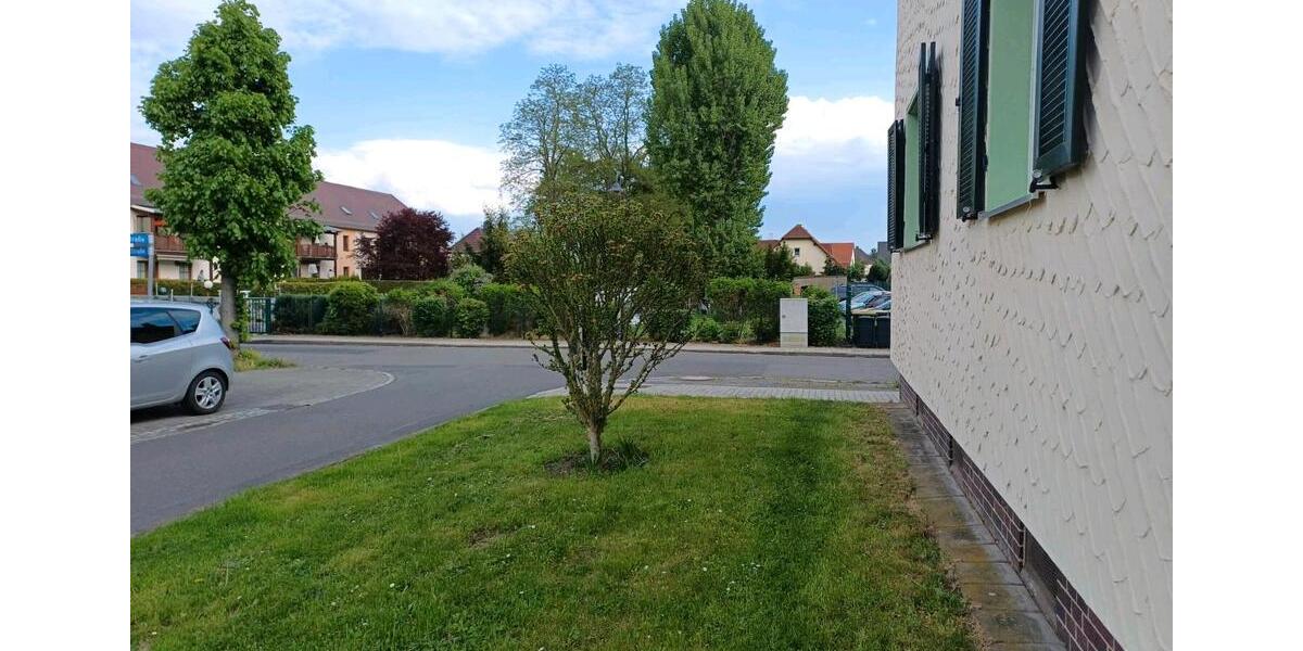 Etagenwohnung Böhlen - 4 Zimmer, 65 m&sup2;, 490&euro; | Angebot:26536093