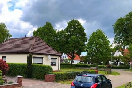 Freistehendes Haus mit großem Grundstück zur vermietung