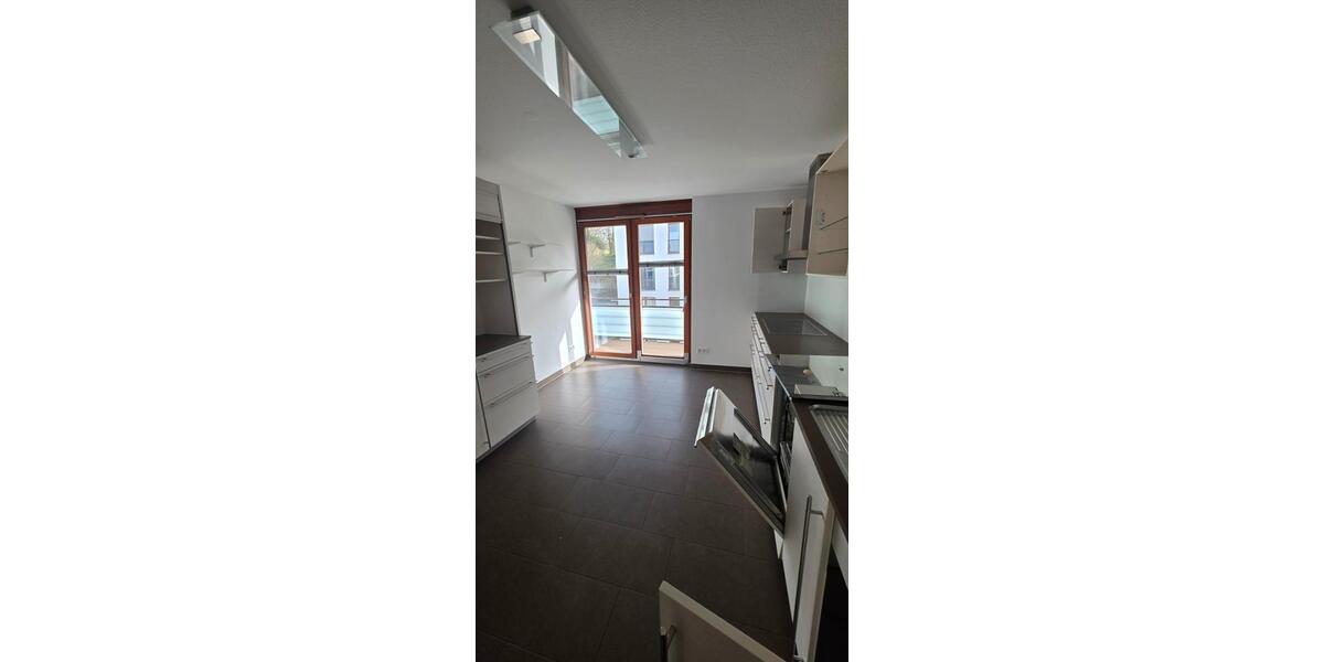 Etagenwohnung Stuttgart Stuttgart-Ost - 3 Zimmer, 126 m&sup2;, 2.000&euro; | Angebot:26619121
