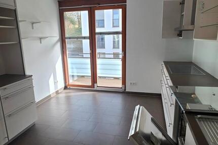 Wohnung Stuttgart Stuttgart-Ost - 3 Zimmer, 126 m&sup2;, 2.000&euro; | Angebot:26619121