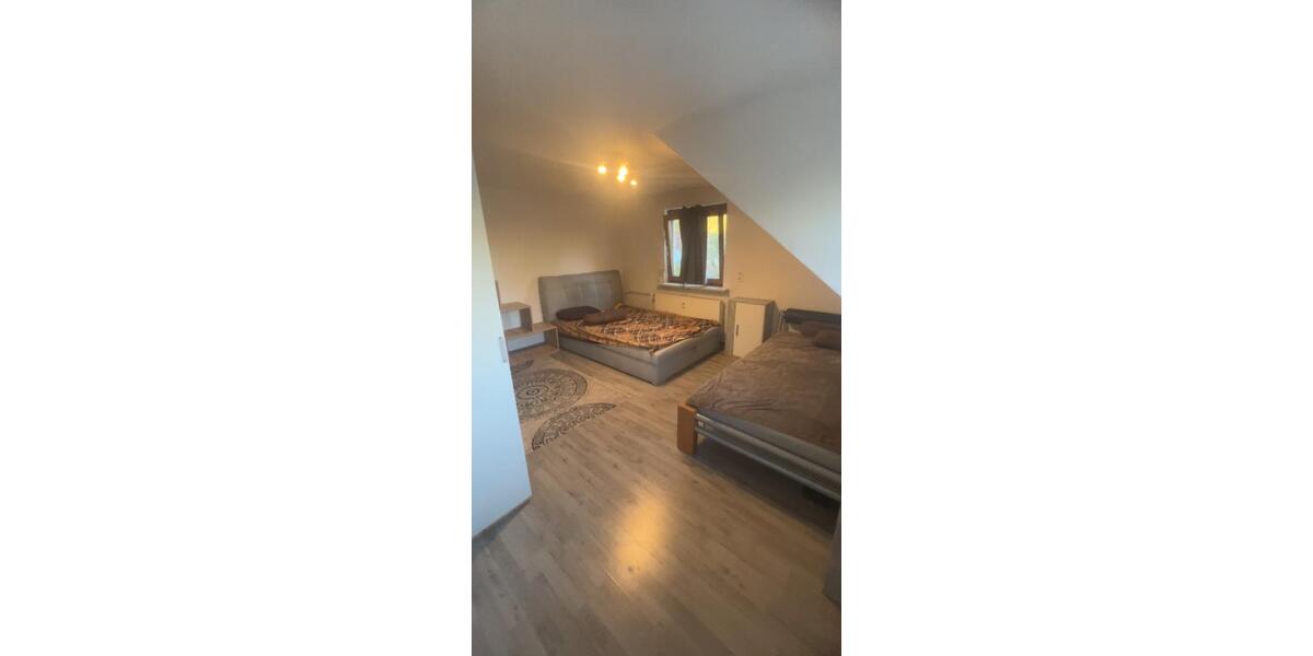 Wohnen auf Zeit Kaufbeuren - 4 Zimmer, 130 m&sup2;, 25&euro; | Angebot:26411229