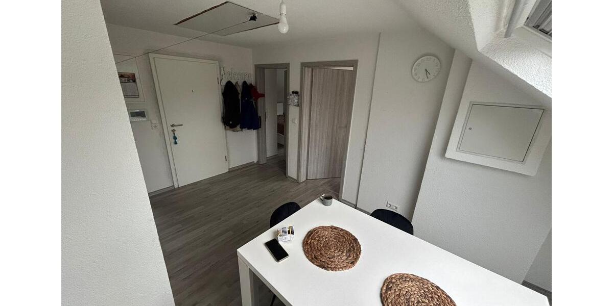Dachgeschoßwohnung Gingen an der Fils - 3 Zimmer, 58 m&sup2;, 770&euro; | Angebot:25887904