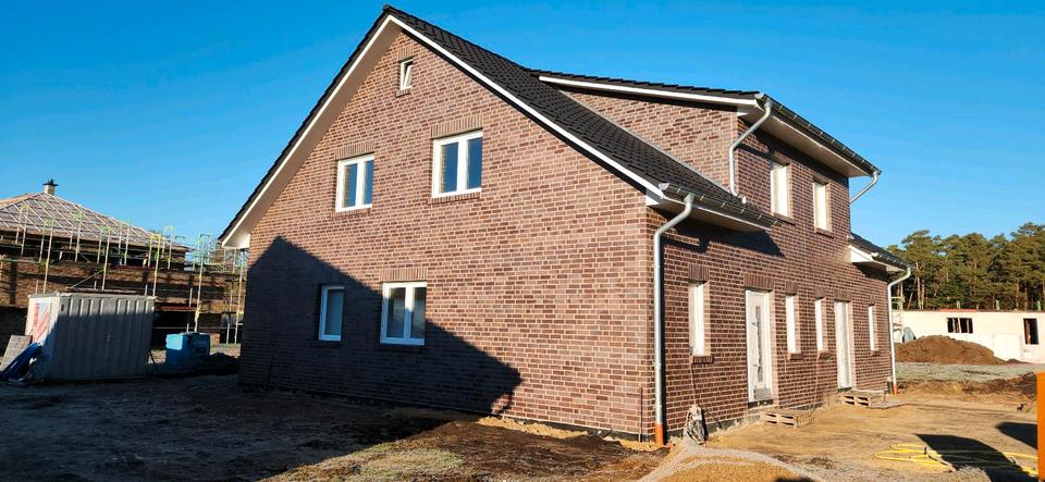 Doppelhaushälfte in Hodenhagen inkl. -Einbauküche - Erstbezug 4 zimmer