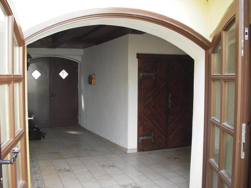 Radeburg: Charmantes Fachwerkhaus, liebevoll saniert, kleiner Hof