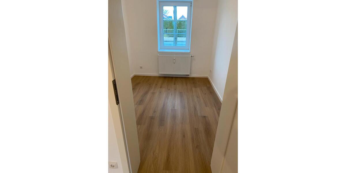 Erdgeschoßwohnung Wolfsburg Alt-Wolfsburg - 3 Zimmer, 80 m&sup2;, 895&euro; | Angebot:25904846