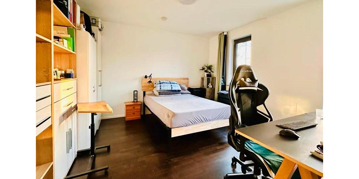 Etagenwohnung München Feldmoching-Hasenbergl - 4 Zimmer, 132 m&sup2;, 2.380&euro; | Angebot:26462956