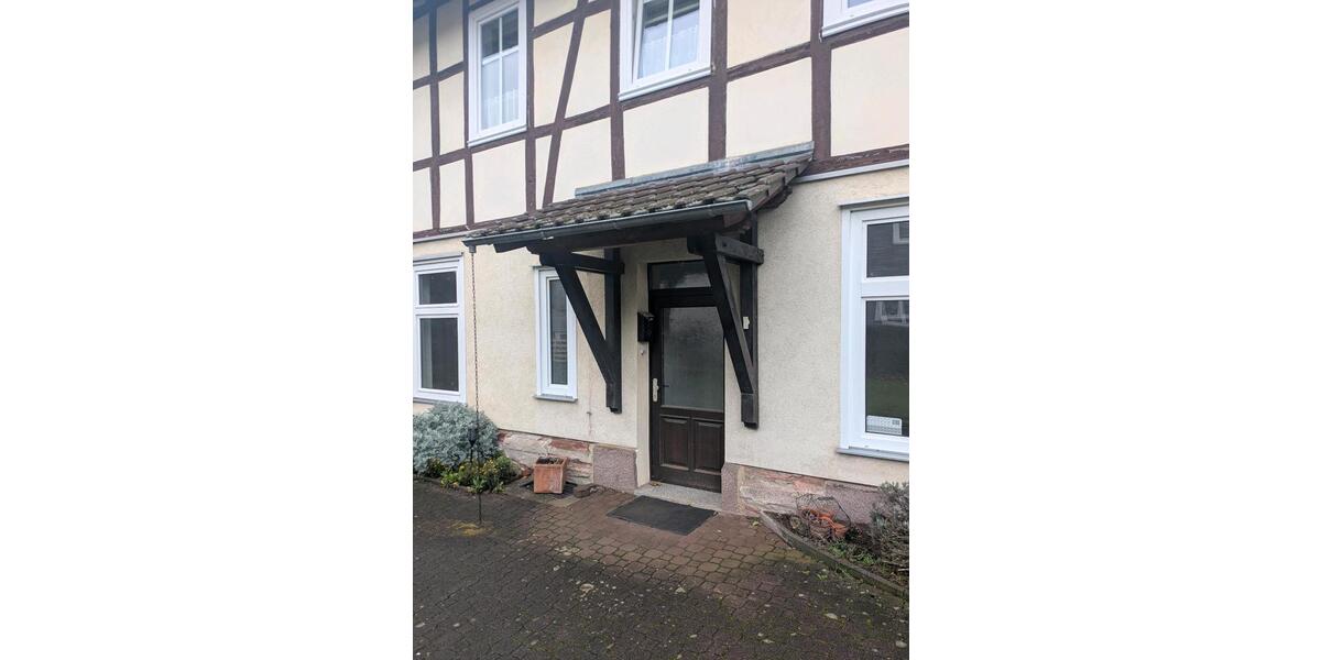 Erdgeschoßwohnung Wehretal - 3.5 Zimmer, 93 m&sup2;, 750&euro; | Angebot:26071966