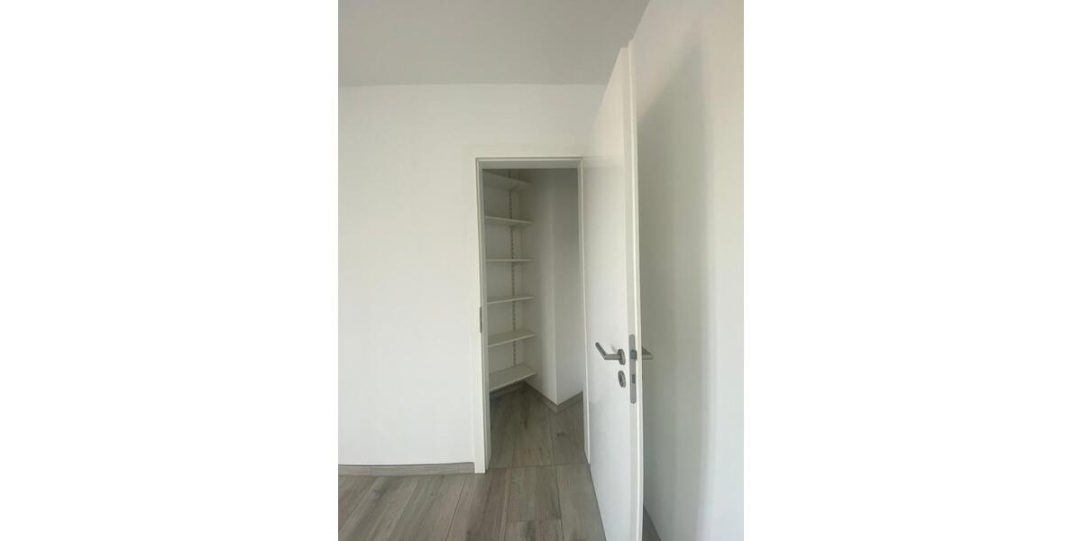 Etagenwohnung Alsbach-Hähnlein Hähnlein - 2 Zimmer, 84 m&sup2;, 1.100&euro; | Angebot:26255696