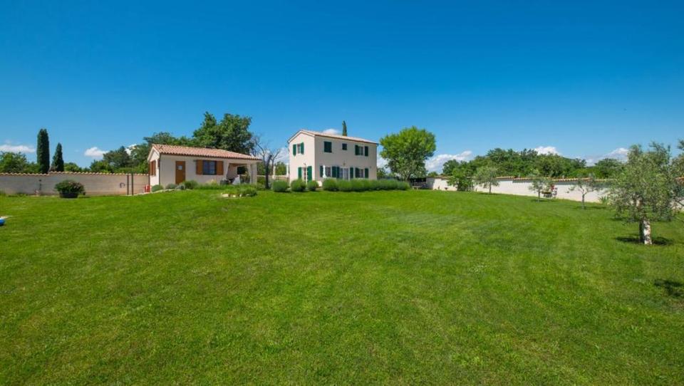 Villa München Altstadt-Lehel - 3 Zimmer, 110 m&sup2;, 1.190&euro; | Angebot:25922541