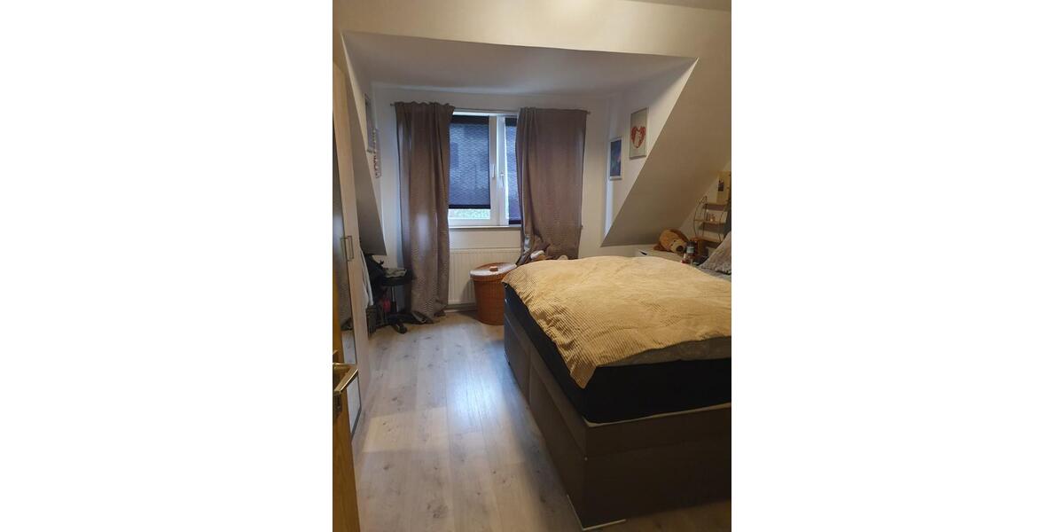 Einfamilienhaus Essen Stadtbezirk IV - 6 Zimmer, 160 m&sup2;, 2.100&euro; | Angebot:24508306