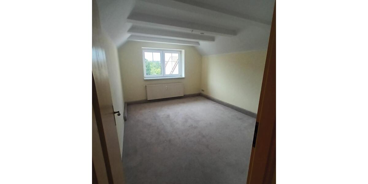 Dachgeschoßwohnung Seelow - 2 Zimmer, 46 m&sup2;, 360&euro; | Angebot:25099664