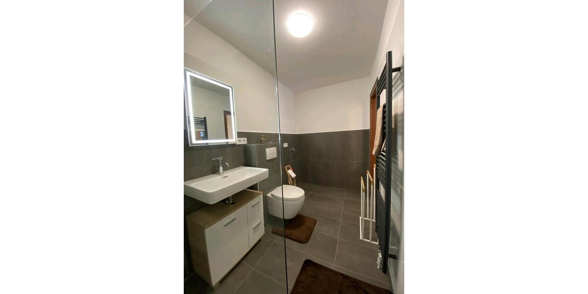 Wohnen auf Zeit Gummersbach Hepel - 2 Zimmer, 70 m&sup2;, 590&euro; | Angebot:24294158