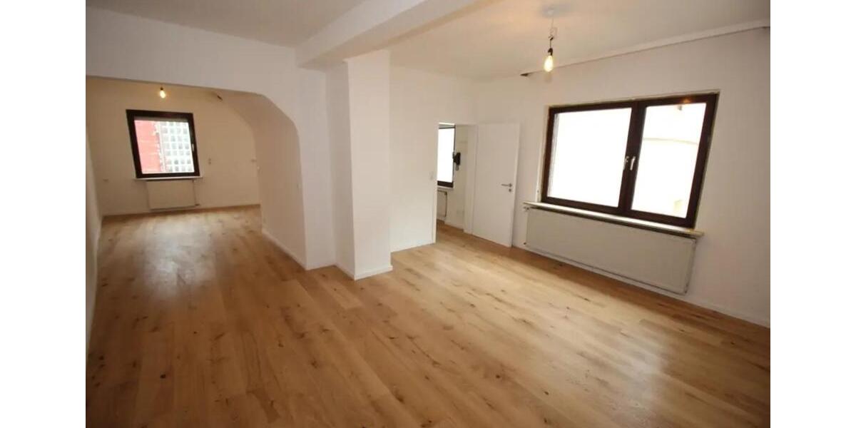 Einfamilienhaus Friedberg (Hessen) - 6 Zimmer, 130 m&sup2;, 1.800&euro; | Angebot:25083047