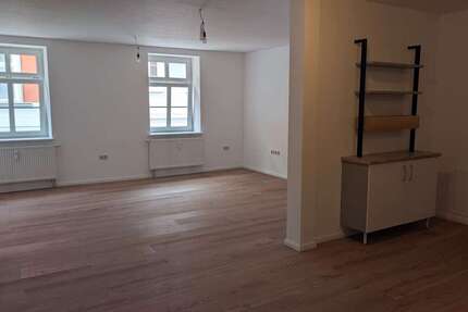 Wohnung Stralsund Altstadt - 3 Zimmer, 85 m&sup2;, 790&euro; | Angebot:27033274