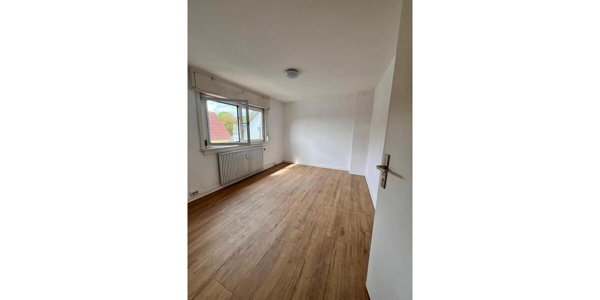 Wohnen auf Zeit Frankfurt am Main Bonames - 1 Zimmer, 25 m&sup2;, 325&euro; | Angebot:23320096