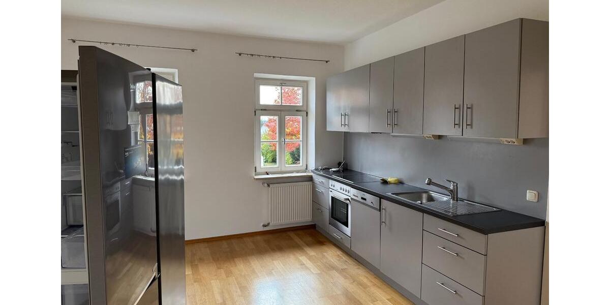 Etagenwohnung Bruckberg - 5 Zimmer, 149 m&sup2;, 1.424&euro; | Angebot:26144839