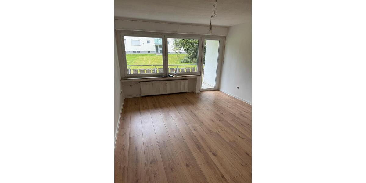 Etagenwohnung Blomberg - 4 Zimmer, 81 m&sup2;, 600&euro; | Angebot:26261728