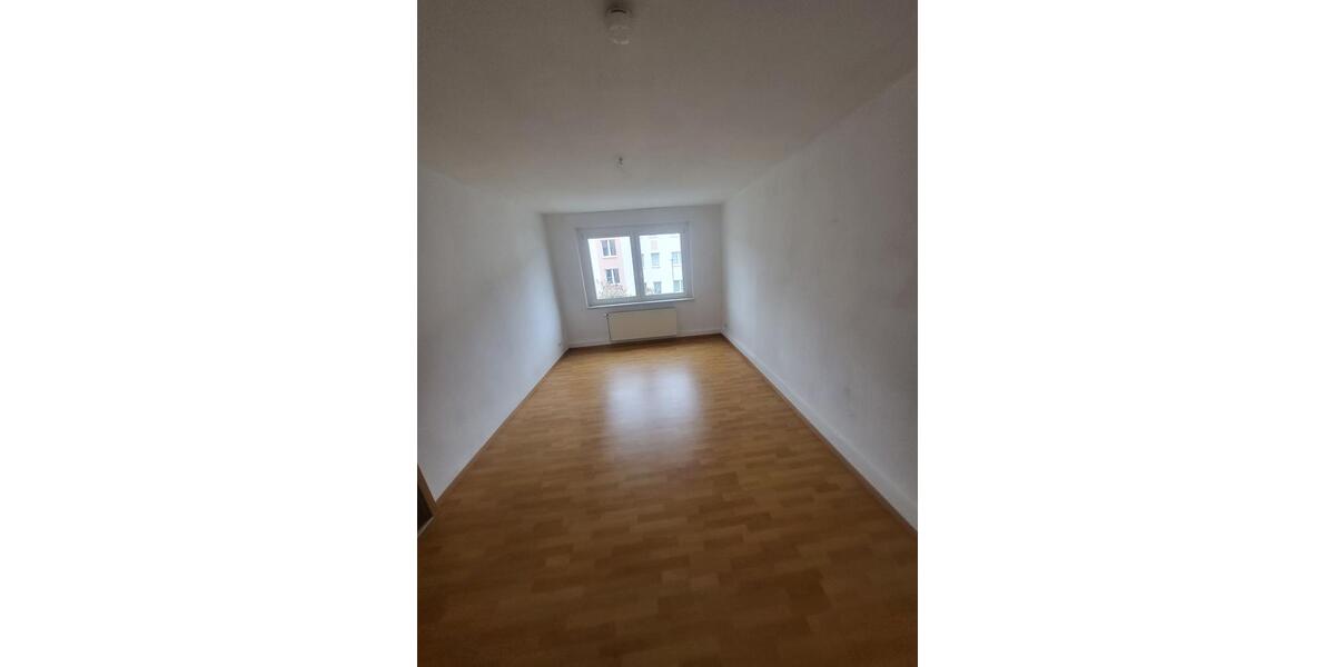 Etagenwohnung Merseburg - 2 Zimmer, 56 m&sup2;, 420&euro; | Angebot:24700323