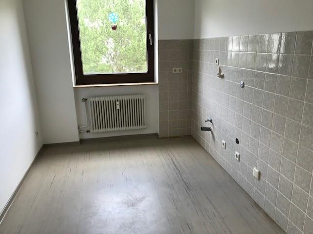Ruhige 2-Zimmer-Wohnung mit Balkon -WBS erforderlich! zimmer