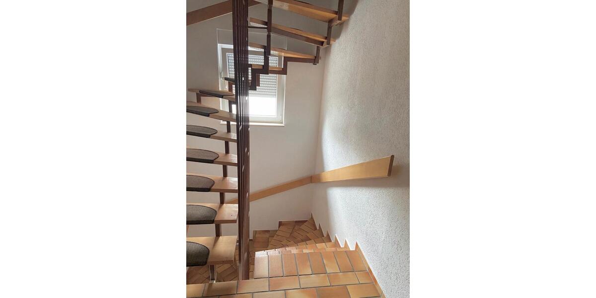 Etagenwohnung Nidda - 4 Zimmer, 109 m&sup2;, 1.270&euro; | Angebot:25899312