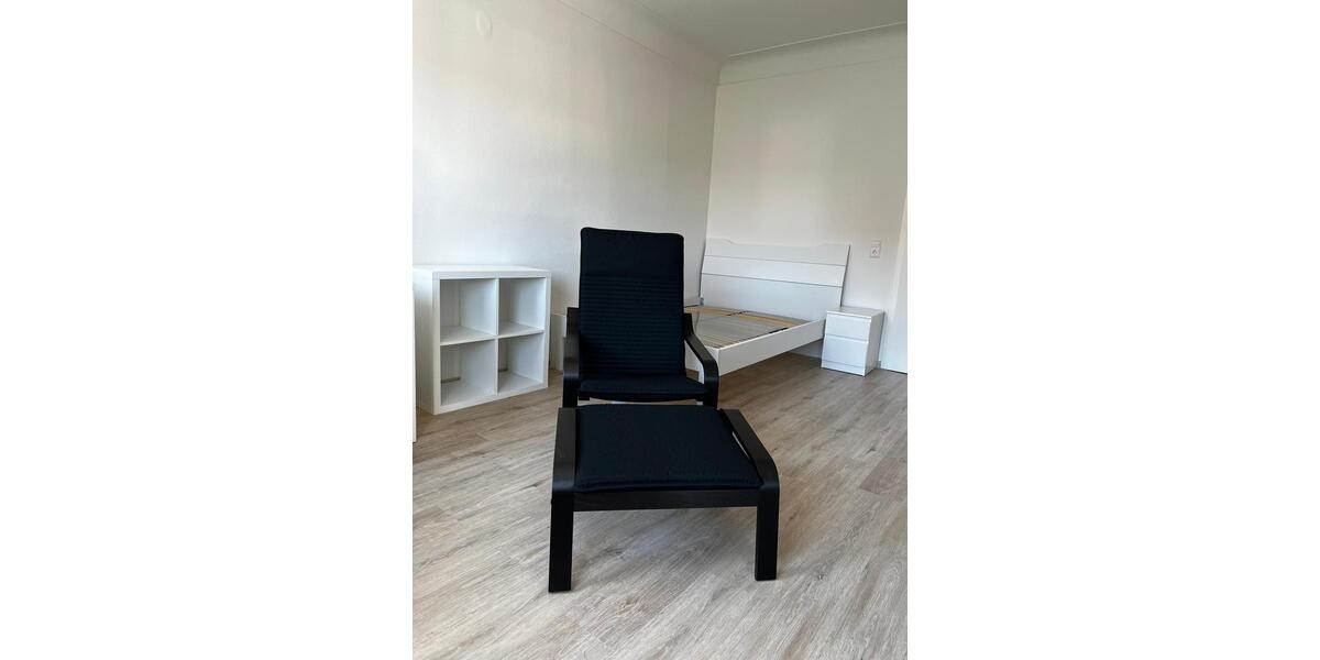 Wohnen auf Zeit Nürtingen - 7 Zimmer, 20 m&sup2;, 545&euro; | Angebot:26342228