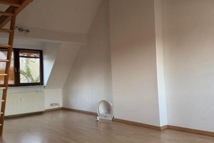 Gemütliche Dachgeschosswohnung für ruhigen Bewohner*in in Bremen 1 zimmer