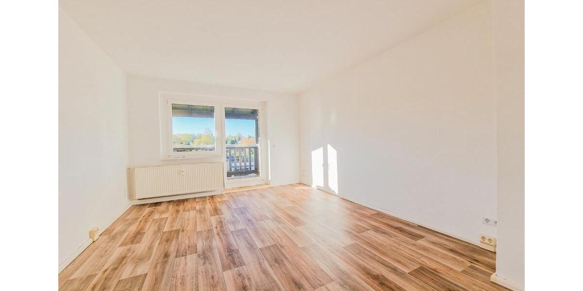 Etagenwohnung Glauchau - 4 Zimmer, 70 m&sup2;, 364&euro; | Angebot:26560810