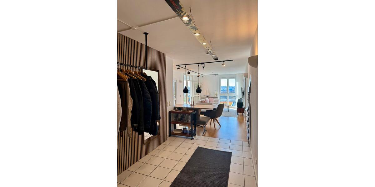 Dachgeschoßwohnung München Schwanthalerhöhe - 4 Zimmer, 109 m&sup2;, 2.950&euro; | Angebot:25764432