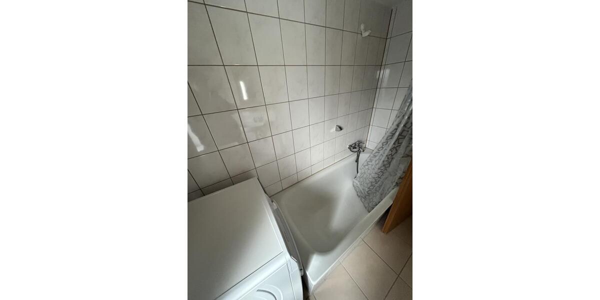 Etagenwohnung Mittweida - 1 Zimmer, 31 m&sup2;, 245&euro; | Angebot:26635772