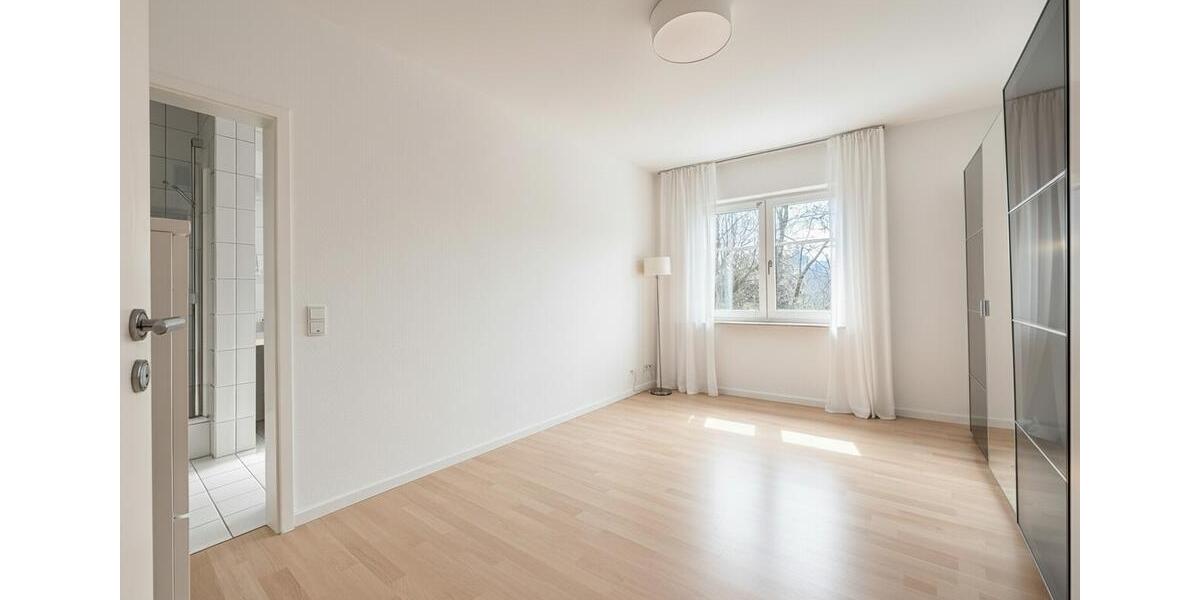 Etagenwohnung Königstein im Taunus - 3.5 Zimmer, 119 m&sup2;, 1.720&euro; | Angebot:26497018