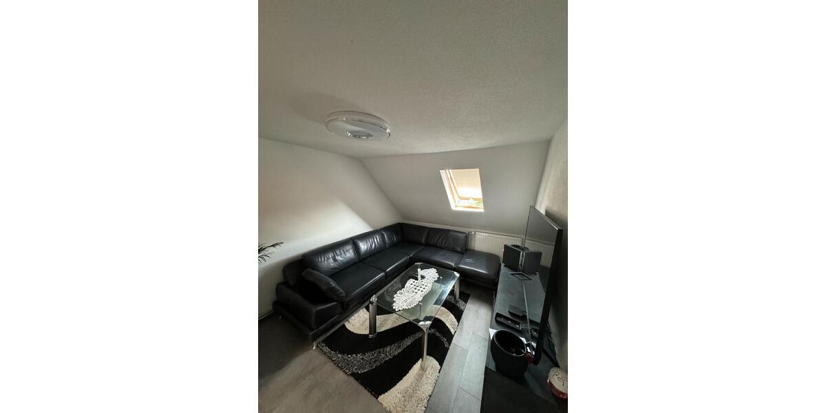 Dachgeschoßwohnung Niederstetten - 3 Zimmer, 70 m&sup2;, 920&euro; | Angebot:23788927