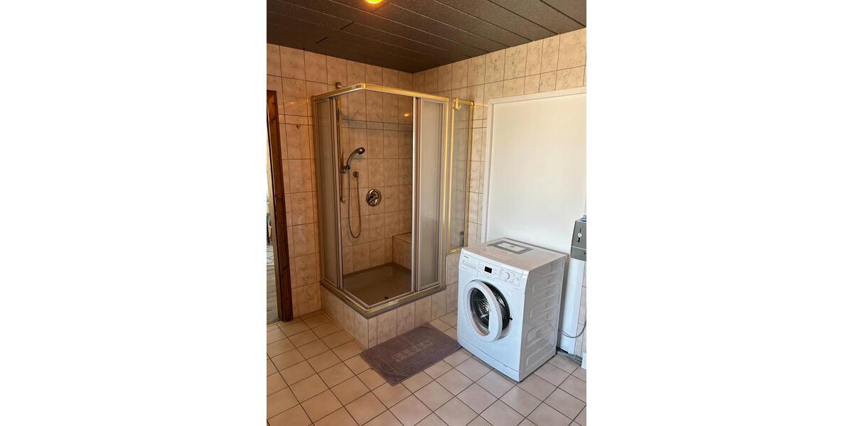 Etagenwohnung Lindlar - 4 Zimmer, 50 m&sup2;, 600&euro; | Angebot:26028912