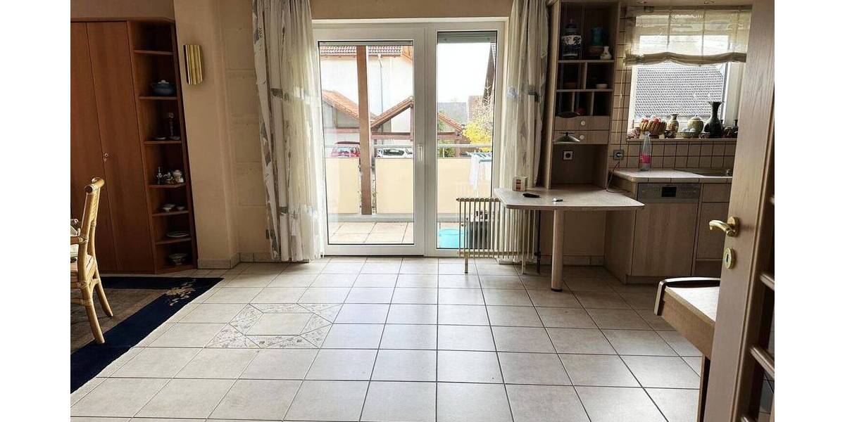 Großzügige barrierearme 3 Zimmer-Erdgeschoss-Wohnung mit Doppelgarage und großem Balkon 3 zimmer