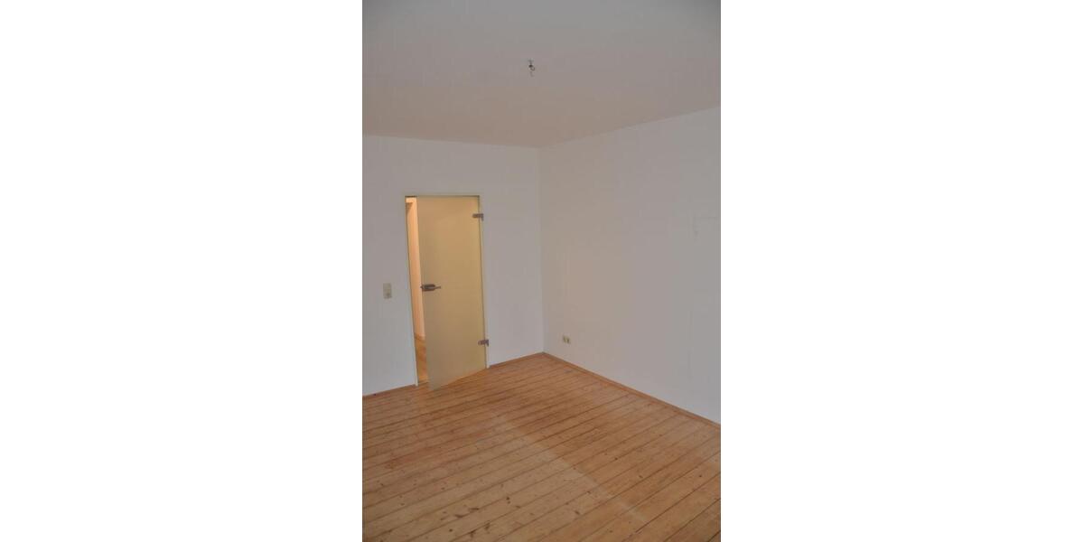 Helle 2,5 Zi-Komfortwohnung in ruhiger Lage, großer Sonnenbalkon, nahe Innenstadt - Etagenwohnung Bochum Innenstadt | Angebot:27567596