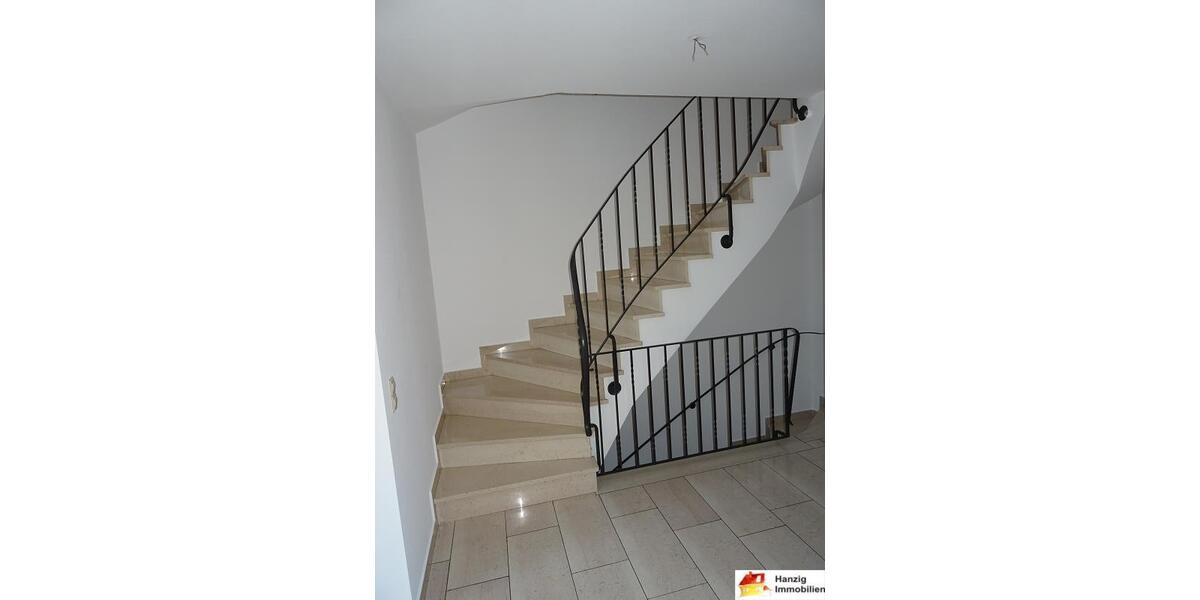 Reihenhaus Bielefeld Sennestadt - 6 Zimmer, 150 m&sup2;, 1.200&euro; | Angebot:24224367