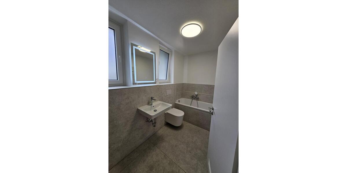 Stilvolle 3 Zi-Wohnung mit Garten & Terrasse – Erstbezug nach hochwertiger Renovierung 3 zimmer