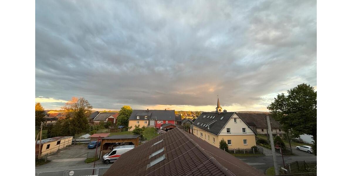 Dachgeschoßwohnung Schleiz - 3 Zimmer, 95 m&sup2;, 700&euro; | Angebot:26539583