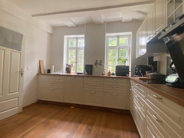 Hochparterre Rotenburg an der Fulda - 4.5 Zimmer, 130 m&sup2;, 1.100&euro; | Angebot:26632459